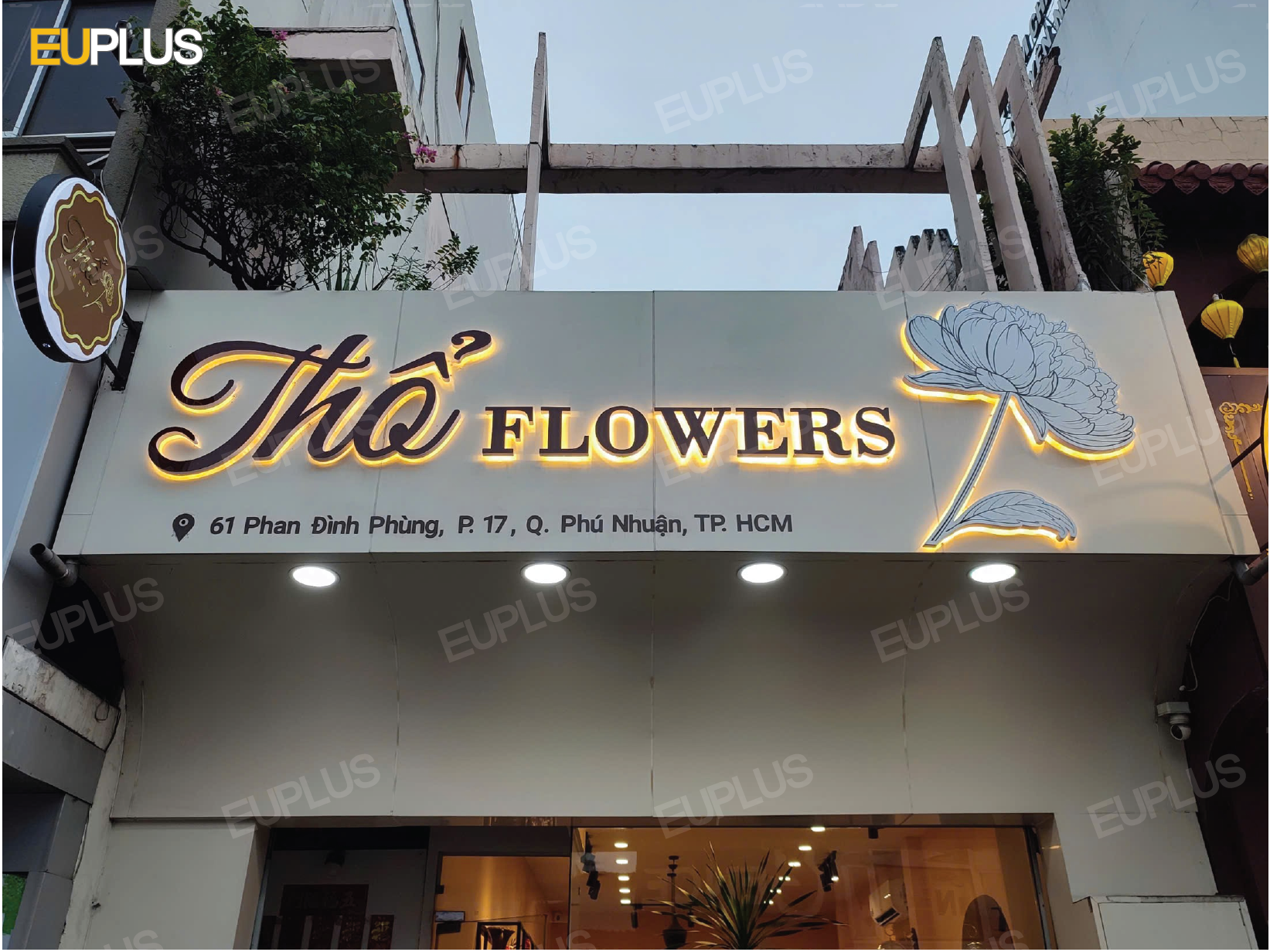 Làm bảng hiệu shop hoa tươi