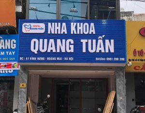 Bảng hiệu sang trọng