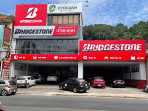 Làm bảng hiệu cửa hàng xe