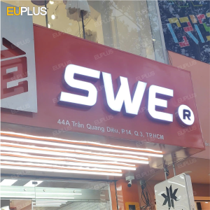 Mẫu bảng hiệu quần áo đẹp