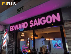 Thi công logo sáng đèn